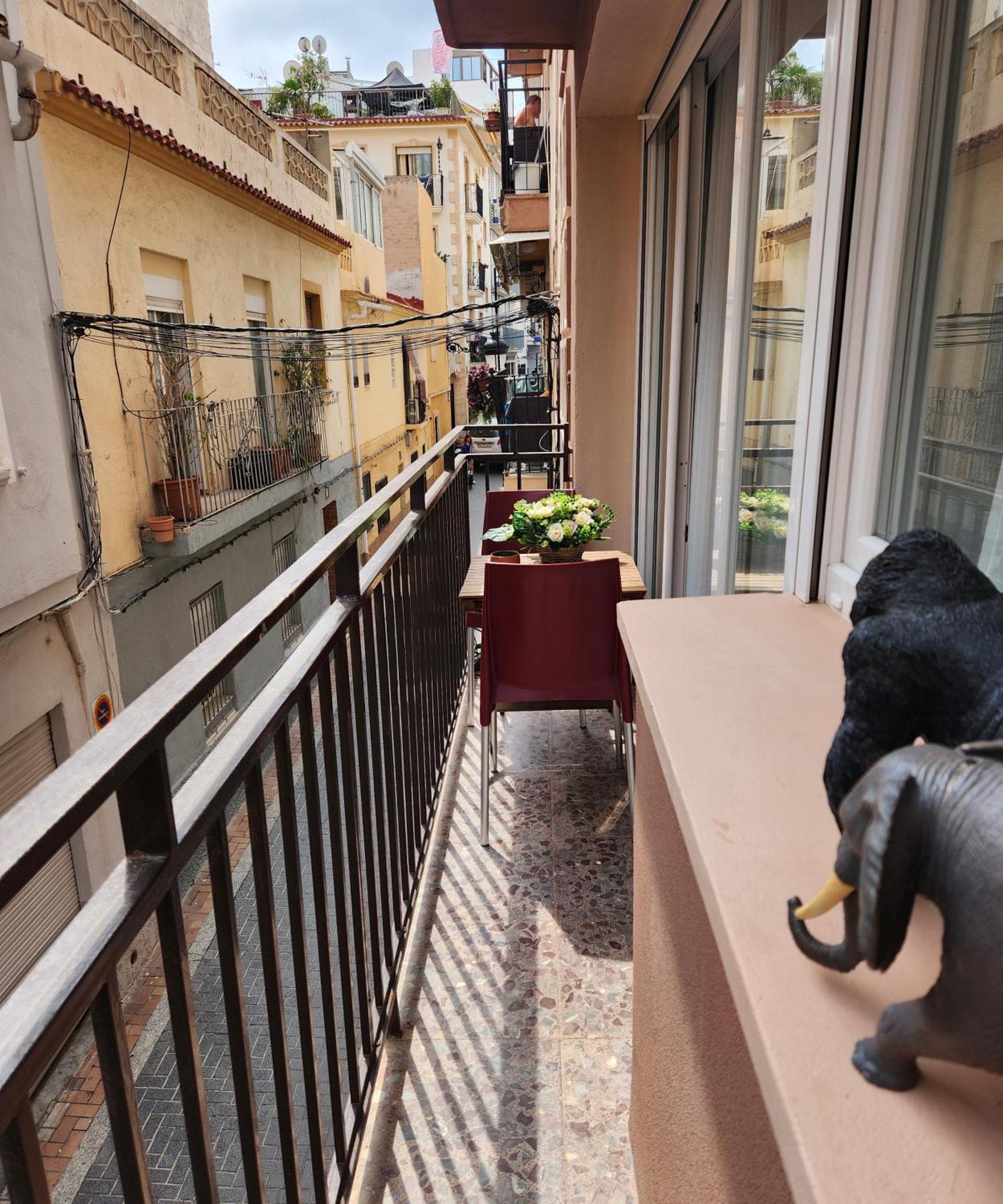 Apartamentos Belladorm Benidorm Luaran gambar