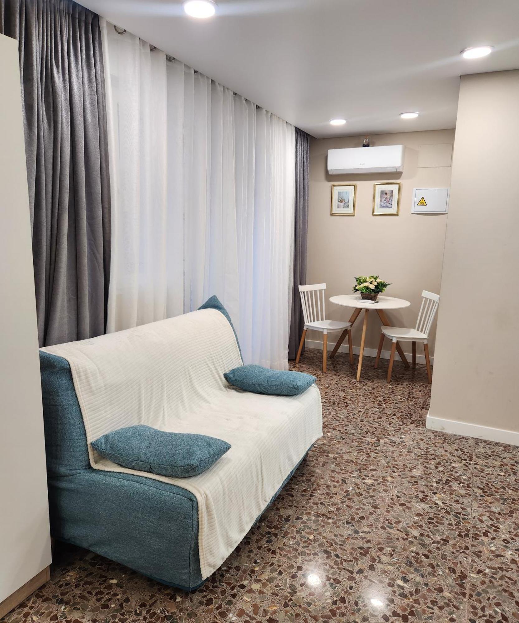 Apartamentos Belladorm Benidorm Luaran gambar
