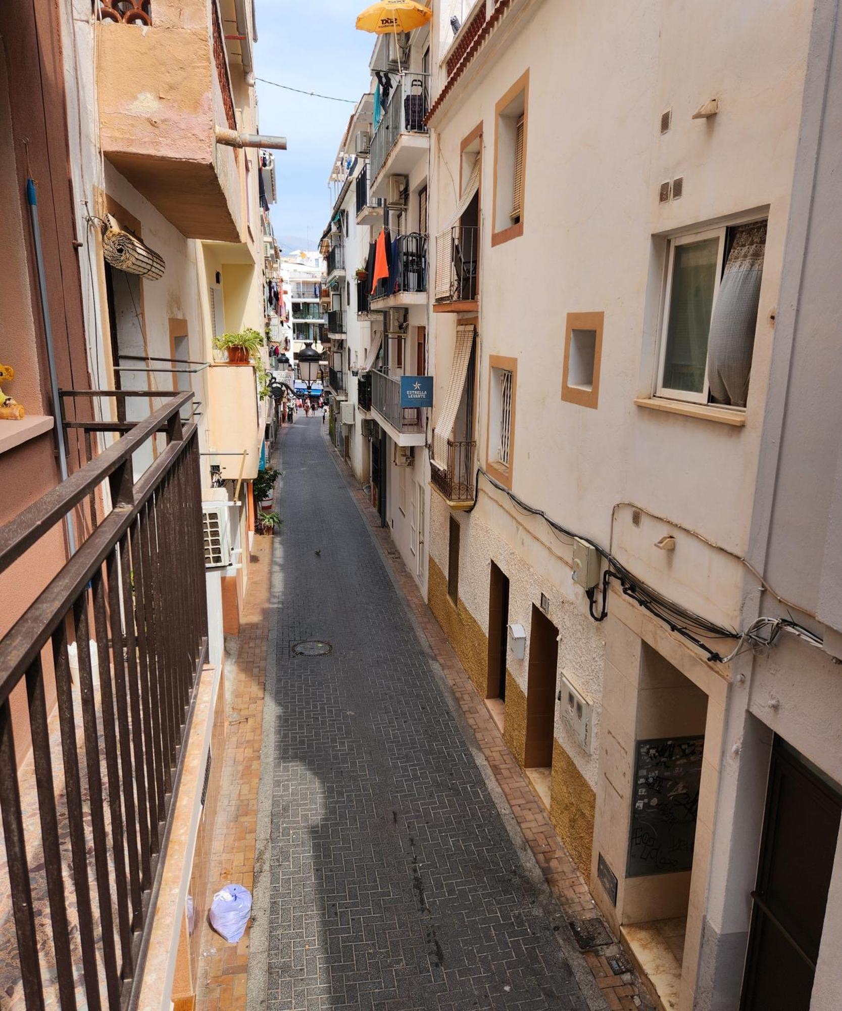 Apartamentos Belladorm Benidorm Luaran gambar