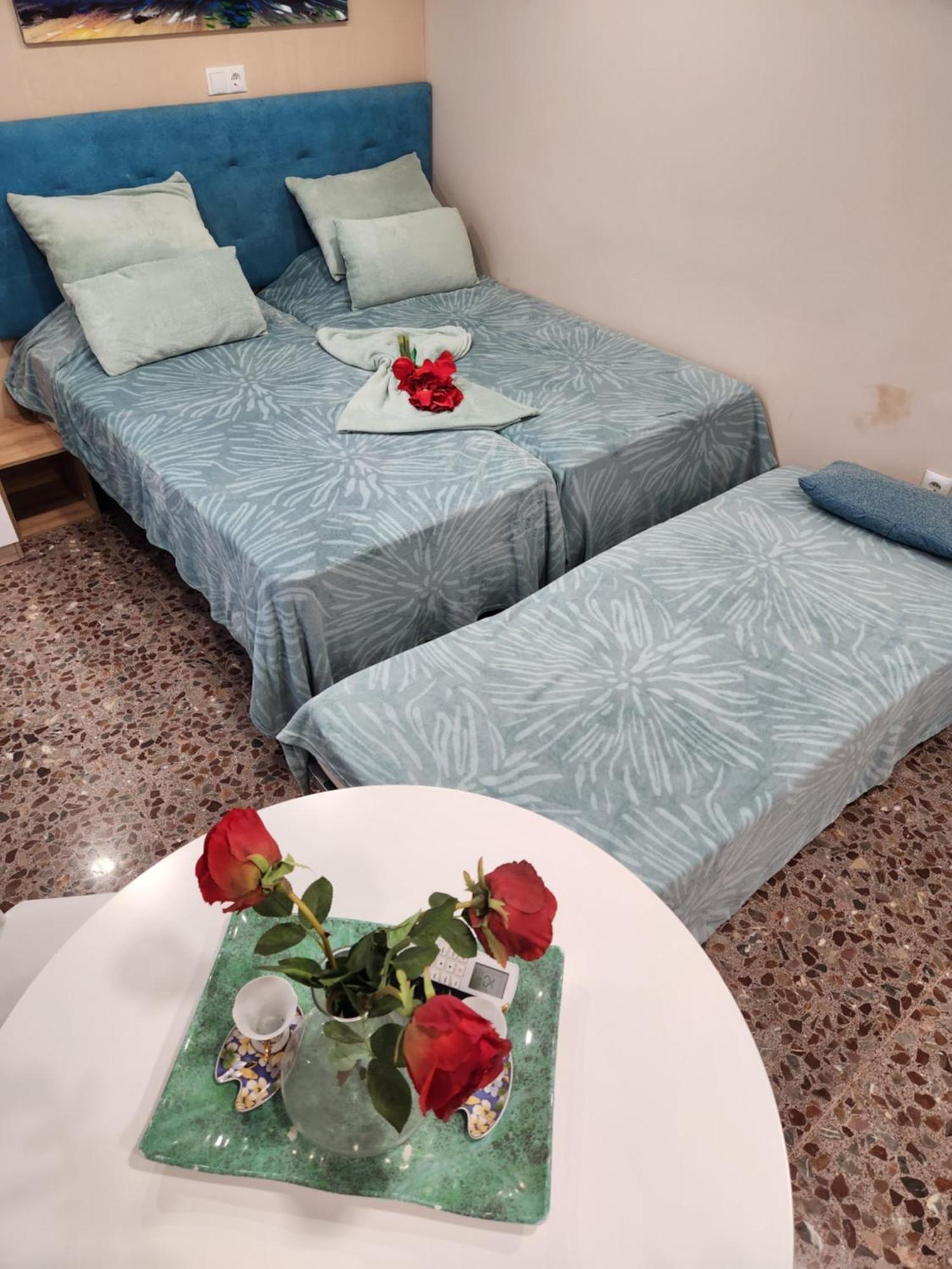 Apartamentos Belladorm Benidorm Luaran gambar