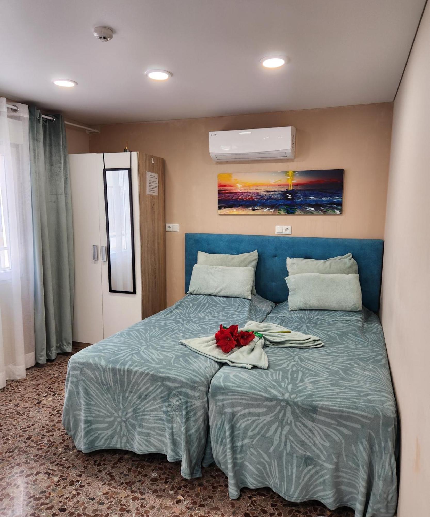 Apartamentos Belladorm Benidorm Luaran gambar