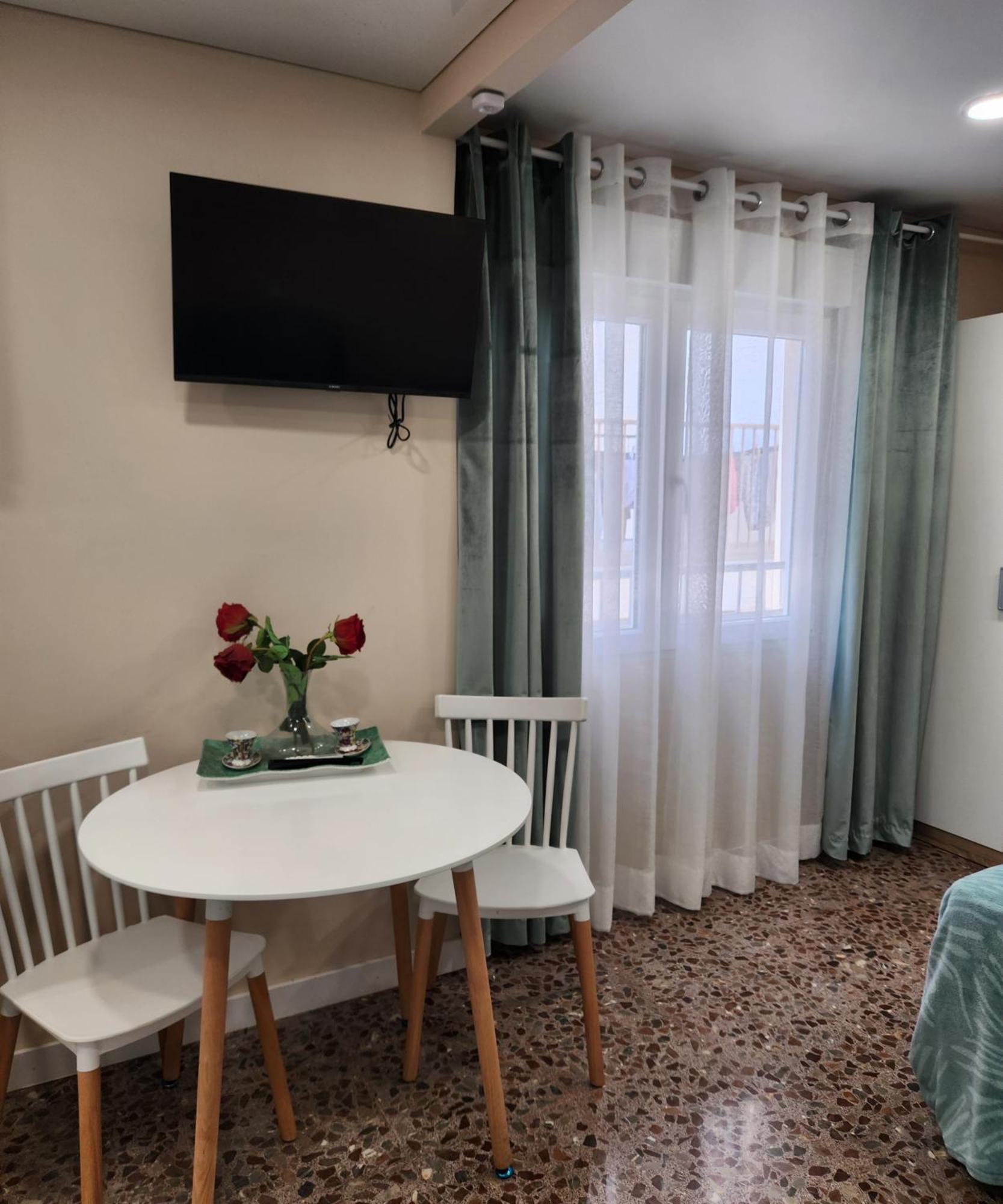 Apartamentos Belladorm Benidorm Luaran gambar